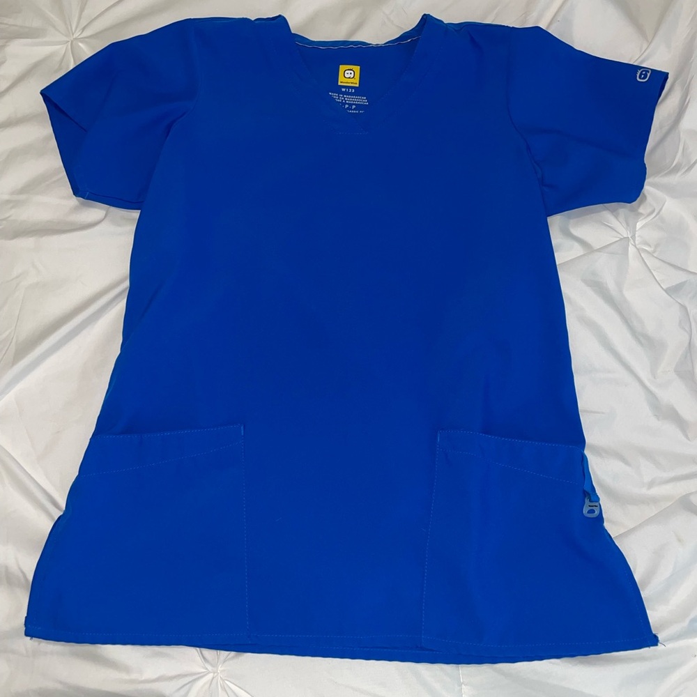 Royal blue scrub set!